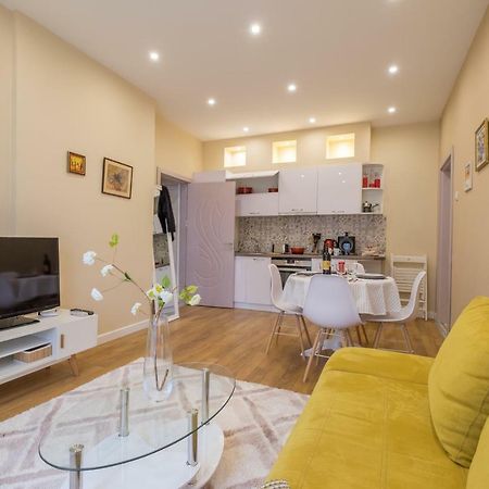Modern 2 Bedroom Apartment Next To Vitosha Str. Sofia Exteriör bild