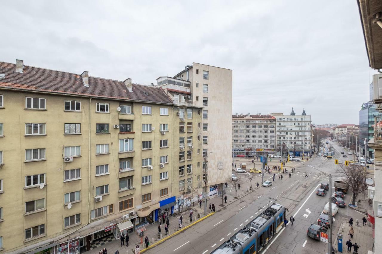Modern 2 Bedroom Apartment Next To Vitosha Str. Sofia Exteriör bild