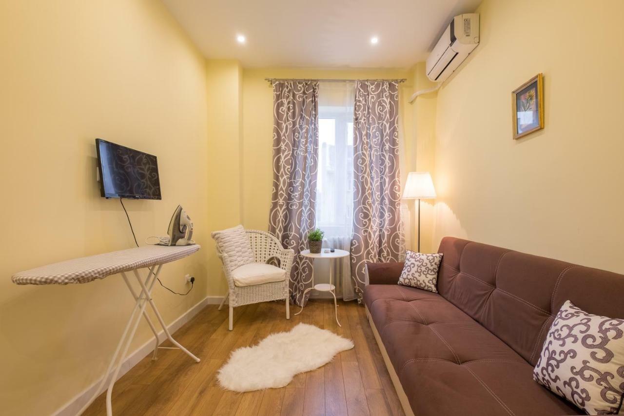 Modern 2 Bedroom Apartment Next To Vitosha Str. Sofia Exteriör bild